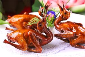 美味学院生炸妙龄乳鸽培训